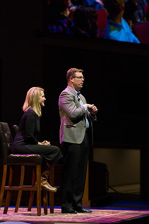 The Gilberts play a getting-to-know-eachother game with the audience to get things warmed up.