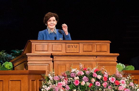 Students gather at the I-center to watch Elder Dallin H. Oaks and Sister Kristen Oaks speak at devotional in the Fall 2021 semester.