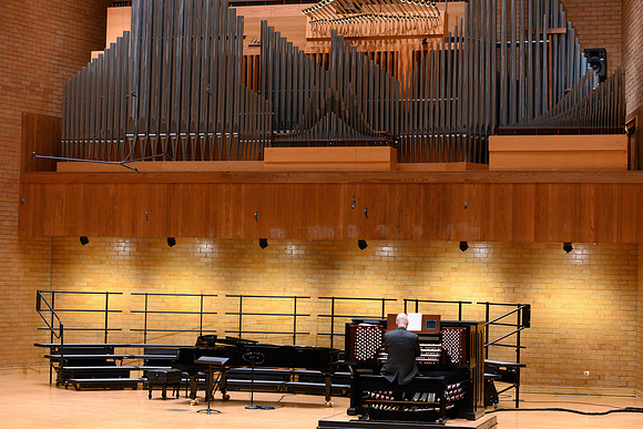 BYU-Idaho students and members of the Rexburg community gather to sing new hymns that have been written by the BYU-Idaho Community. (Students, Faculty/Staff,Community)