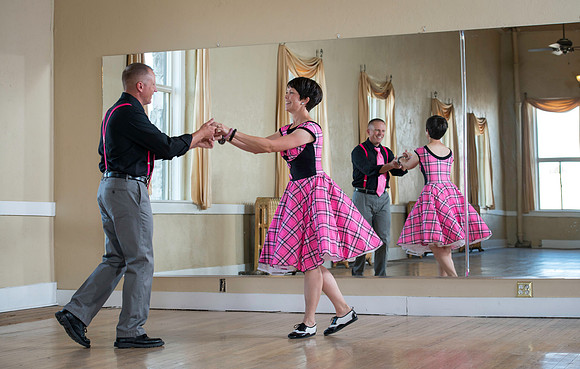 Online recruiting marketing photos. Adam & Jennifer Anderson