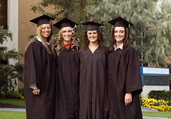 2006 Summer Graduation with Bonnie Parkin
