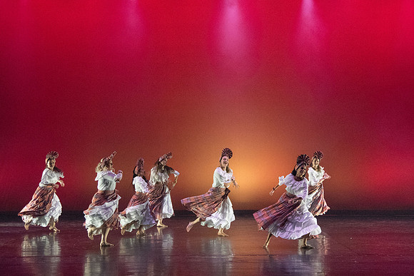 Department of Theatre and Dance showcase the power of art through this semester’s Extravadance theme, “Art Embodied.” Using famous works of art as their inspiration, t­­he dancers express various art
