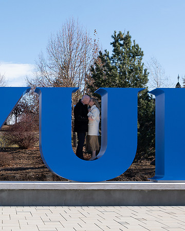 President and Sister Meredith participate in unveiling the new BYUI monument.