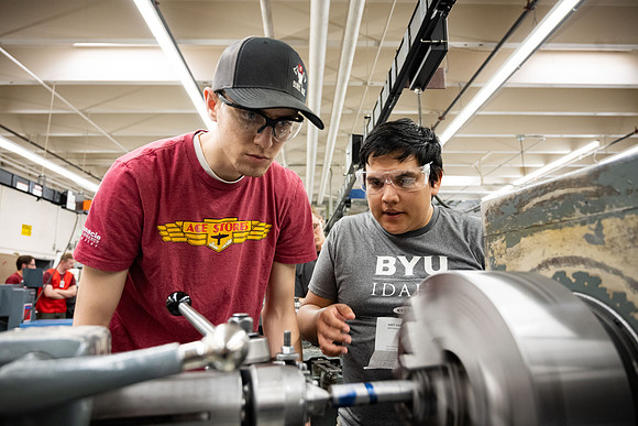 Students working in the metal lab.