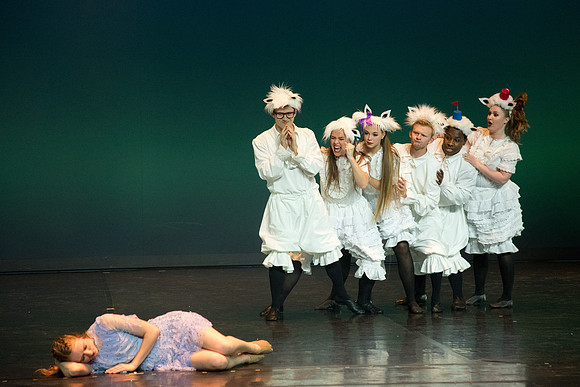 Department of Theatre and Dance showcase the power of art through this semester’s Extravadance theme, “Art Embodied.” Using famous works of art as their inspiration, t­­he dancers express various art