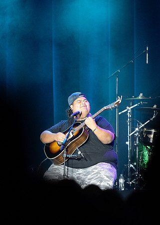 Iam Tongi Concert - June 2024