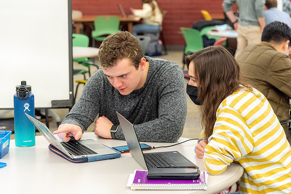 Students on Campus - Jan 2022