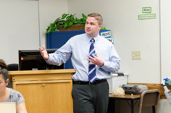 Jeff Pulsipher, of the Teacher Education Falcuty, instructs his Elementary Education Practicum Class.