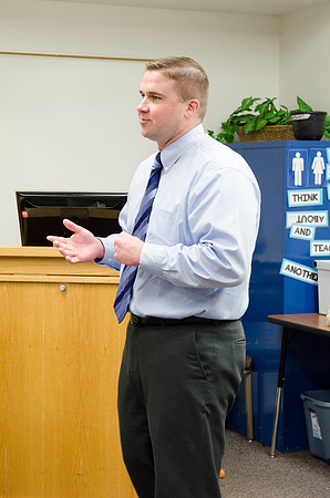 Jeff Pulsipher, of the Teacher Education Falcuty, instructs his Elementary Education Practicum Class.