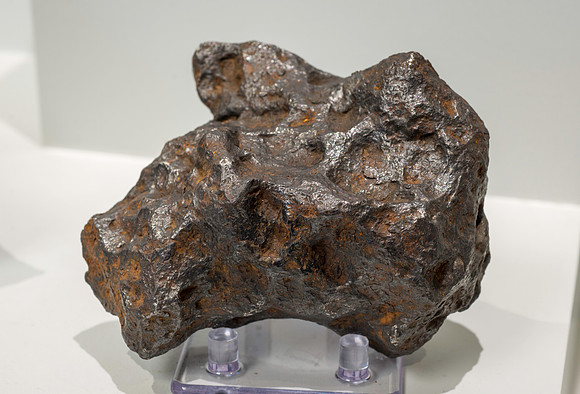 There are samples of the oldest materials on our planet, ranging from 4 billion years old to 4.4 billion years old in one of the hallway displays.  (Iron Meteorite)