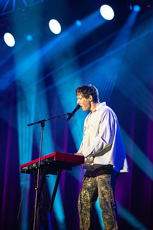 Jake Scott preforms at BYU-Idaho.