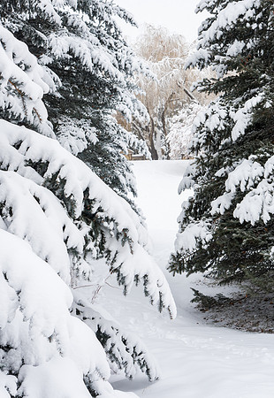 BYU-Idaho campus becomes a Winter Wonderland on graduation day.