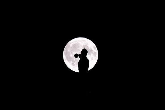 Temple Moon Transit - Sept 2025