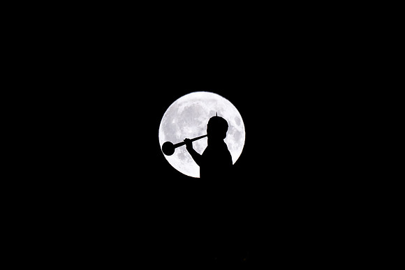 Temple Moon Transit - Sept 2025