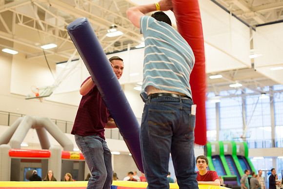 Students kick of the new semester at I-Night.