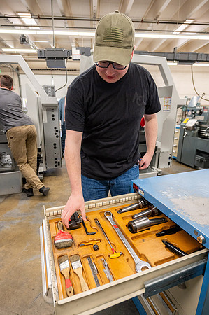 Manufacturing Website - Oct. 2025