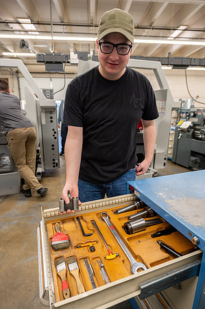 Manufacturing Website - Oct. 2025