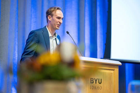 Signature Scholarship Dinner - Oct 2025
