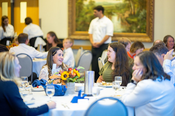 Signature Scholarship Dinner - Oct 2025