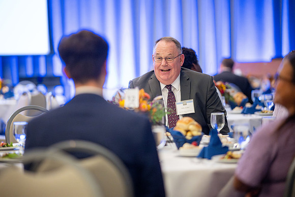 Signature Scholarship Dinner - Oct 2025