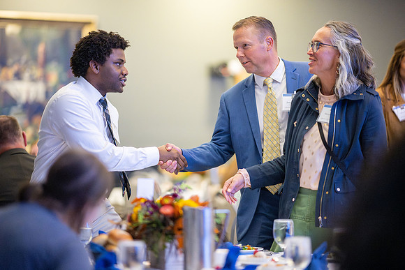 Signature Scholarship Dinner - Oct 2025