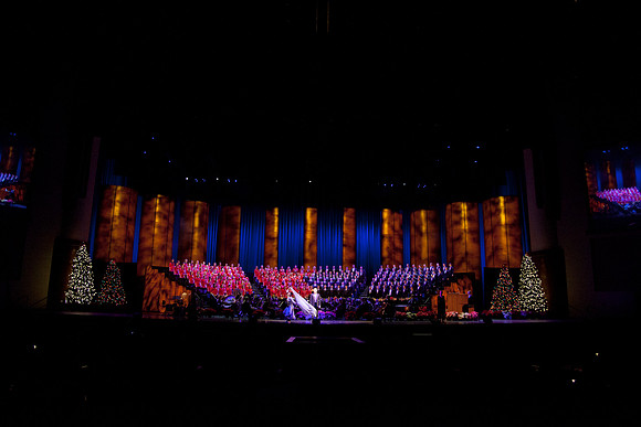 At the BYU-Idaho Christmas, the university dance department, choirs and orchestra, came together with guest artists Canadian Brass for a beautiful and uplifting show.