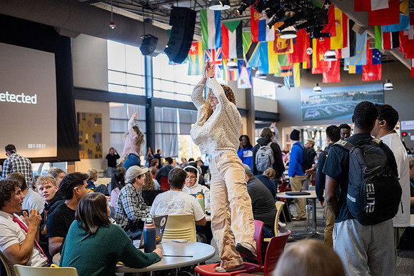 Flash Mob - Oct. 2025