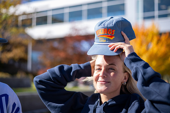 Vintage Vikings Hat - Oct 2025