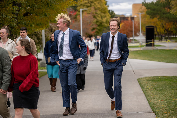 Elder Quentin L. Cook Devo - Oct. 2025