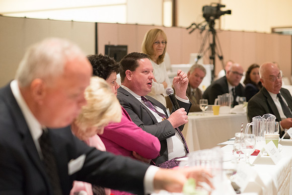 Eric Conrad leads a discussion on the use of the BYU-Idaho Center at the President's Advancement Council.