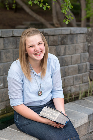 Students say "thank you" for finacial aid through LDS Philanthropies.