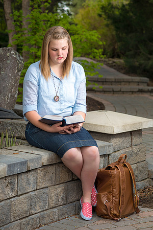 Students say "thank you" for finacial aid through LDS Philanthropies.