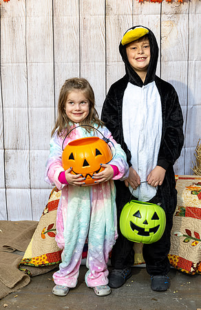 Online Learning Department, Halloween Carnival in Lamprecht Hall courtyard.