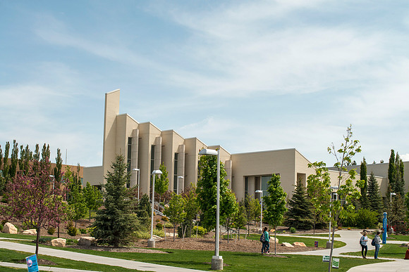 A view of the Taylor Building in the Spring Semester.