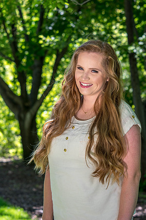 Melissa Deason, a student in the new Social Media Marketing class, created a website on tips for beauty and fashion.