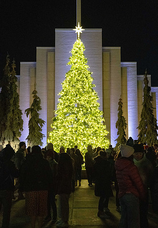 Campus Christmas - Nov 2022