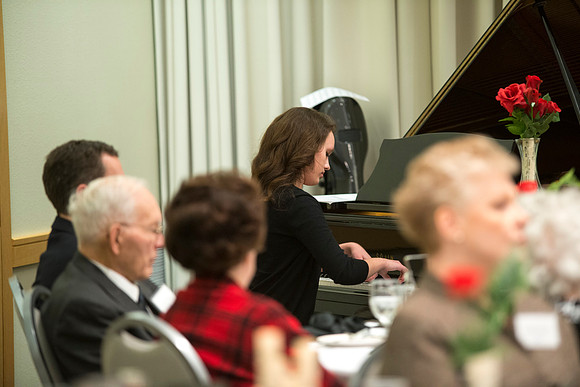 Eliza R. Snow Award members and guest enjoy an evening of god food and entertainment honoring Rick and Cheryl Hansen for their service towards the Arts.