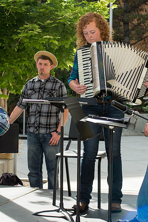 The Brazilian harvest festival, organized by students, featured music games and dancing.
