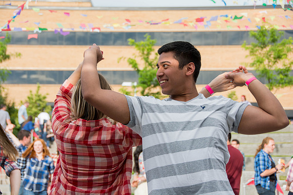 The Brazilian harvest festival, organized by students, featured music games and dancing.