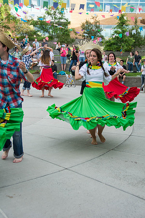 The Brazilian harvest festival, organized by students, featured music games and dancing.