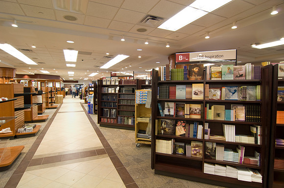 Transition to new BYU-Idaho Bookstore in the Manwaring Center .