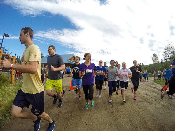 The Viking Race, held by wellness activities, is a great way to go outside with friends and school mates and have fun on an adventurous run.