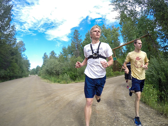 The Viking Race, held by wellness activities, is a great way to go outside with friends and school mates and have fun on an adventurous run.