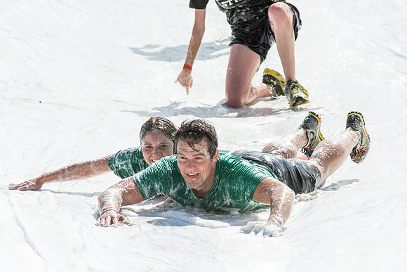 The Viking Race, held by wellness activities, is a great way to go outside with friends and school mates and have fun on an adventurous run.