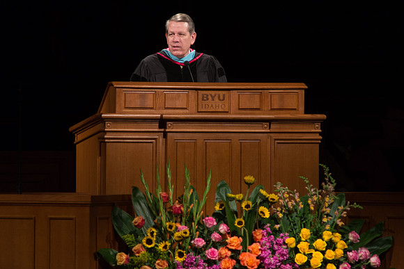 Elder Donald L. Hallstrom, Presdiency of the Seventy, speaks at graduation commencement ceremony.
