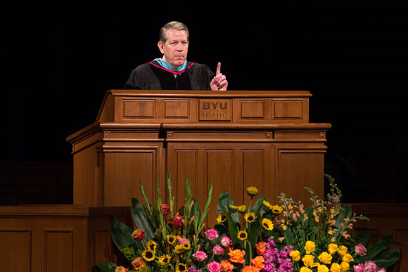 Elder Donald L. Hallstrom, Presdiency of the Seventy, speaks at graduation commencement ceremony.