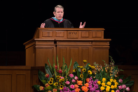 Elder Donald L. Hallstrom, Presdiency of the Seventy, speaks at graduation commencement ceremony.