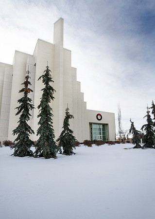 Christmas and winter scenes on campus