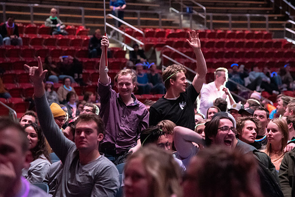 Students participate of the New Student Talent Show in the Hart building.
