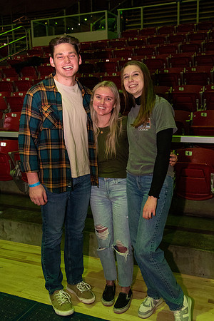Students participate of the Country Dance Kickoff during the first week of the Winter Semester.